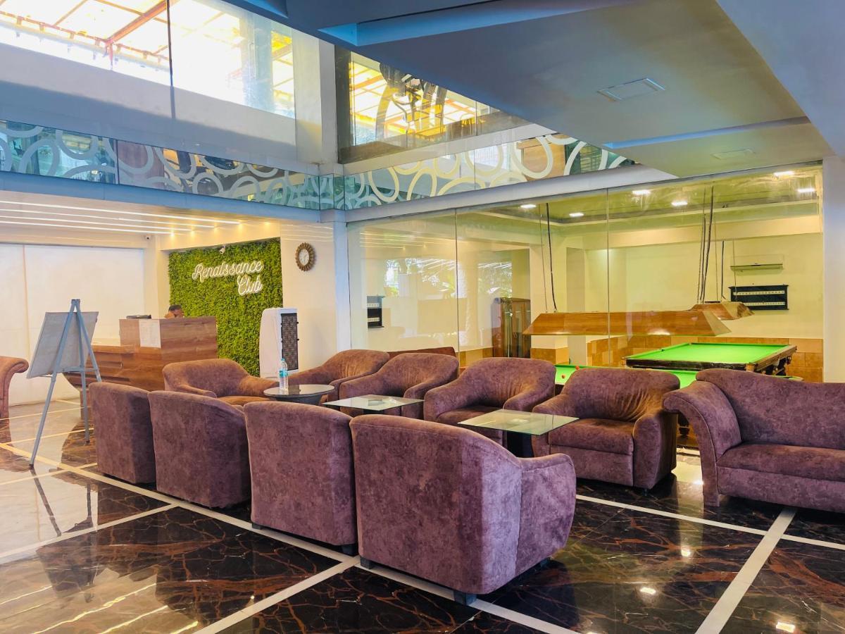 Home2 Renaissance Club Mumbai Kültér fotó