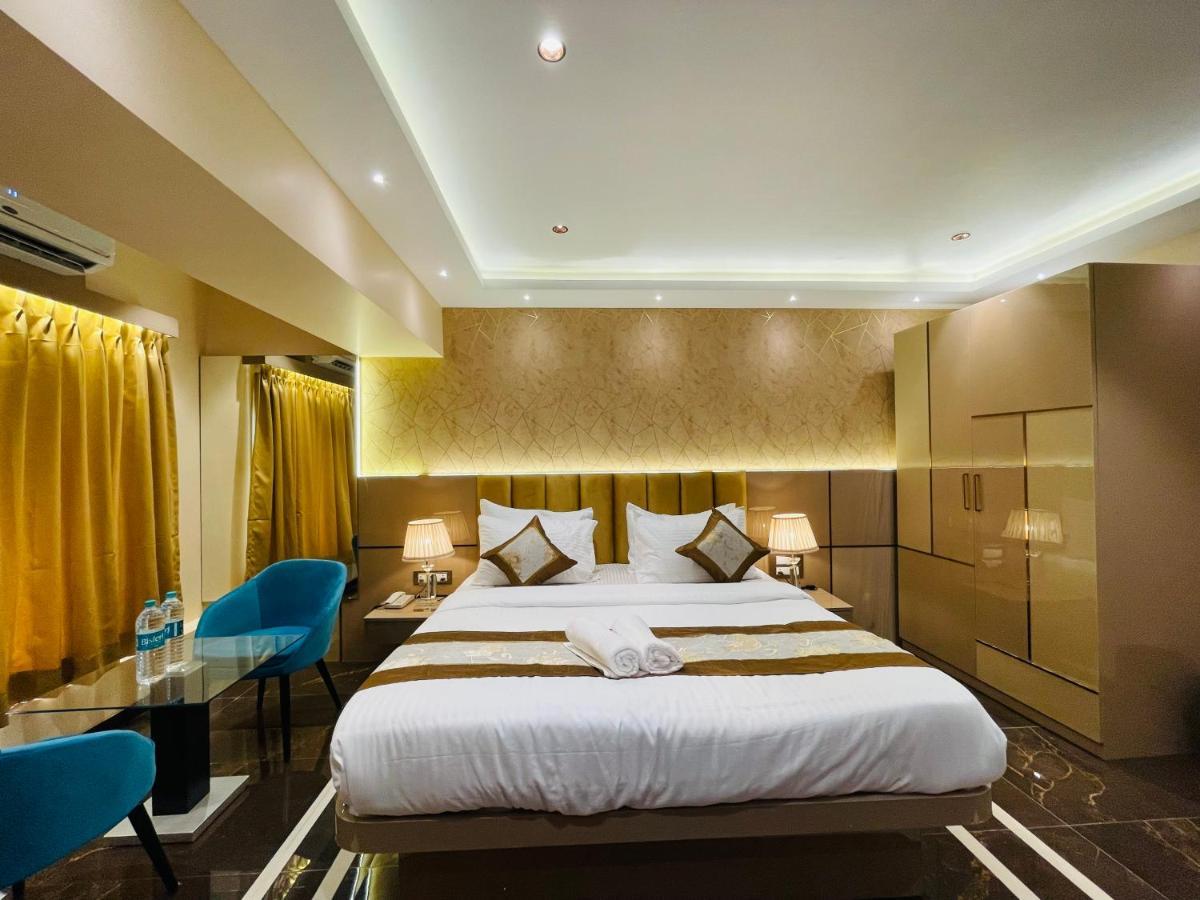 Home2 Renaissance Club Mumbai Kültér fotó
