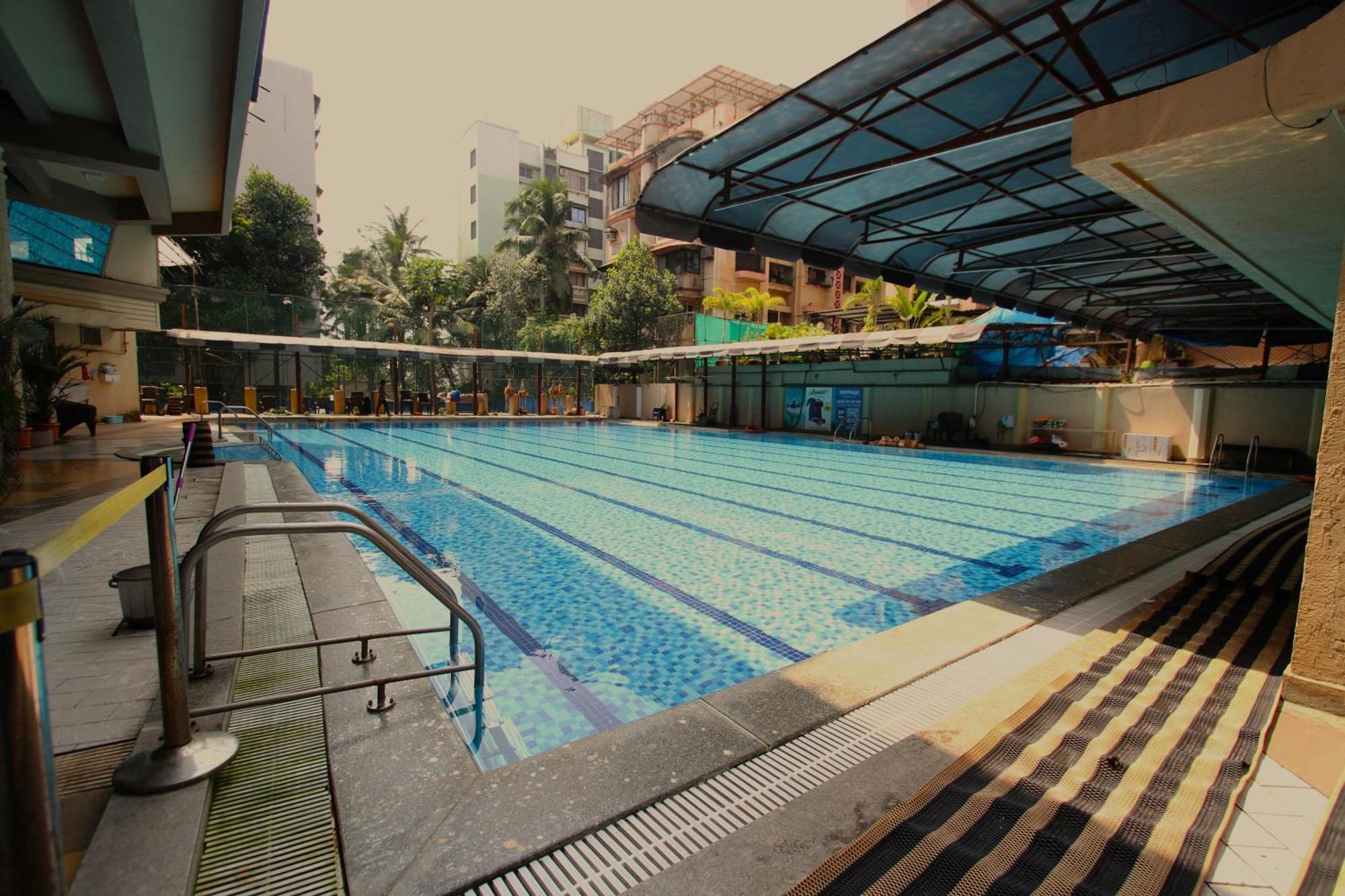 Home2 Renaissance Club Mumbai Kültér fotó